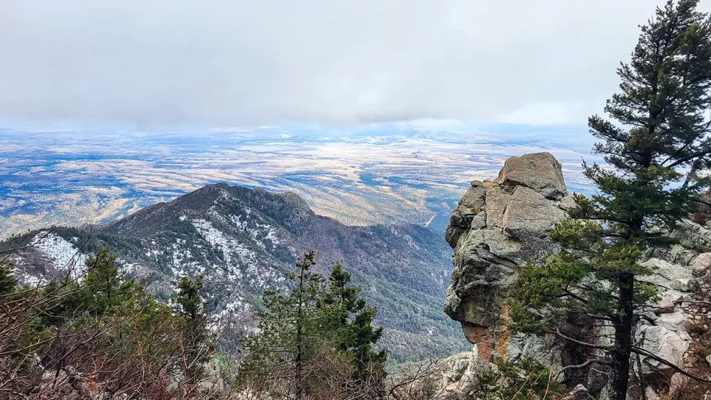 Sweeping views of the cold desert along the southern Arizona Trail.
